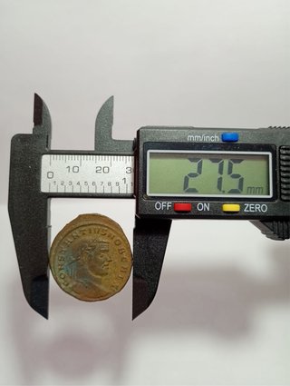 Moneda romana antigua