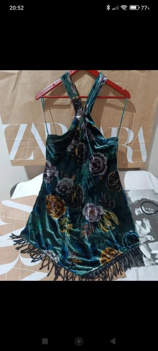 Vestido Terciopelo Zara Floral