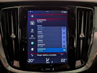 Volvo V60 2.0 B4 (D) Momentum Pro Auto