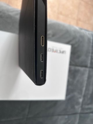 Mac mini M4 con monitor de pantalla OLED Uperfect