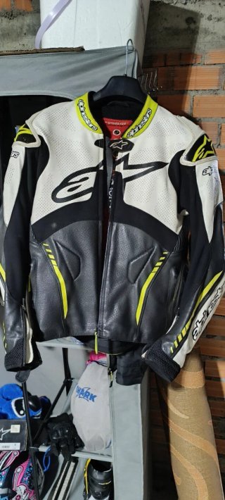 Cazadora moto