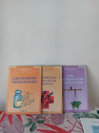 6 manuales antiguos. MEDICINA NATURAL.