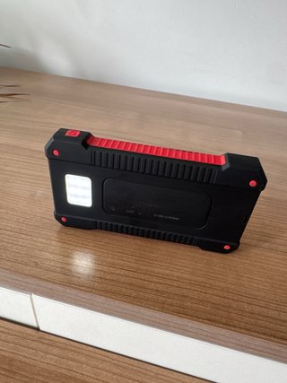 Batería Externa Solar Portátil + Linterna
