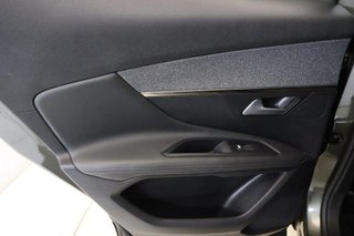 Peugeot 3008 1.6 HYBRID 225 E-AUTO ALLURE 5P