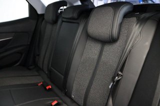 Peugeot 3008 1.6 HYBRID 225 E-AUTO ALLURE 5P