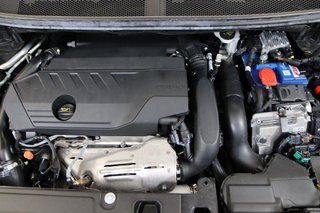 Peugeot 3008 1.6 HYBRID 225 E-AUTO ALLURE 5P