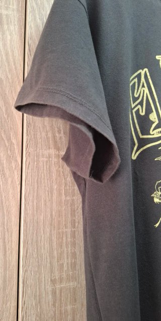 Camiseta Bershka gris oversize estampado talla M