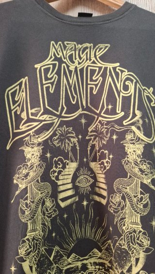 Camiseta Bershka gris oversize estampado talla M
