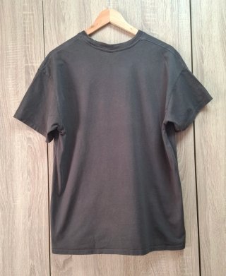 Camiseta Bershka gris oversize estampado talla M
