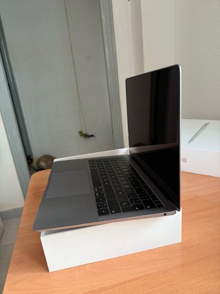 MacBook Air 13 2019 Retina como nuevo SSD