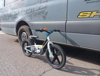 BICICLETA ELECTRICA HUSQVARNA STACYC