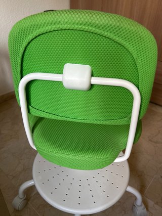 Silla estudio infantil IKEA verde