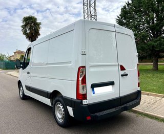 Nissan NV400 2018
