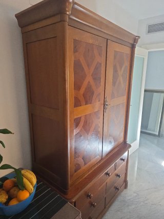 Aparador de madera maciza roble