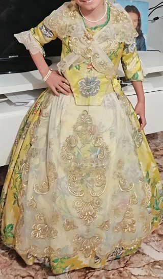 Traje de Fallera Niña 6-9 años
