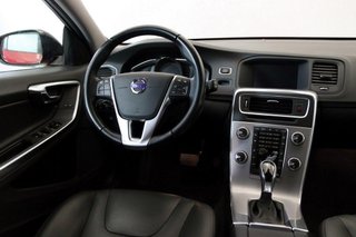 Volvo V60 Cross Country D4 SUMMUM AUTO