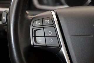 Volvo V60 Cross Country D4 SUMMUM AUTO