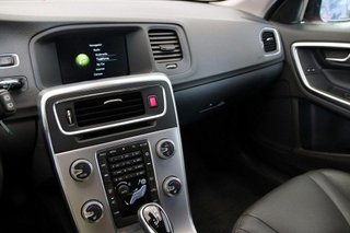 Volvo V60 Cross Country D4 SUMMUM AUTO