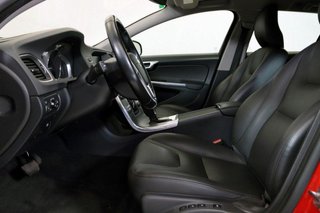 Volvo V60 Cross Country D4 SUMMUM AUTO
