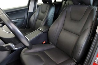 Volvo V60 Cross Country D4 SUMMUM AUTO