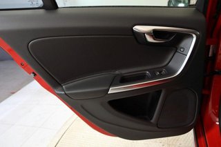 Volvo V60 Cross Country D4 SUMMUM AUTO