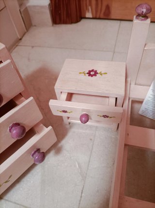 Dormitorio Muñecas Artesanal Flores