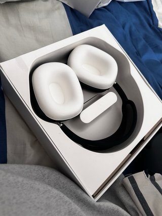 Apple AirPods Max Space Gray