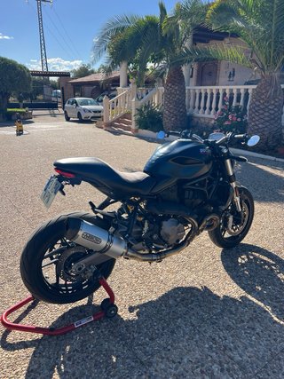 Ducati Monster 821 A2 Negra