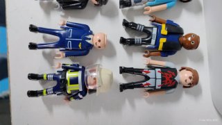 PLAYMOBIL FIGURA CHICO