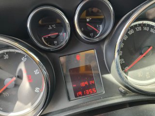 Opel Astra 2011
