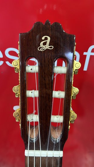 Guitarra Admira A2