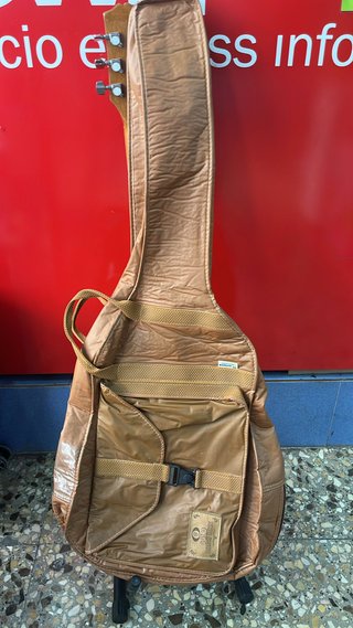 Guitarra Admira A2