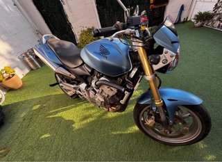 Honda CB600F Hornet Naked Moto