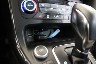 Ford Focus 2.0 TDCI 150 TITANIUM POWERSHIFT 5P