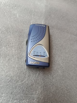 Lote 4 Walkman Radio Sanyo y  2 Aiwa y sony