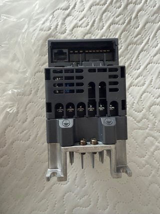 Variador de frecuencia Mitsubishi FR-CS84-012-60