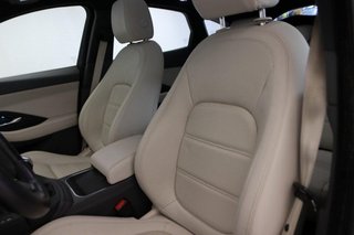 Jaguar E-Pace 2.0 D 110KW S 5P