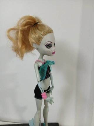 Muñeca Monster High Lagoona Blue