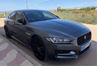 Jaguar XE 2016