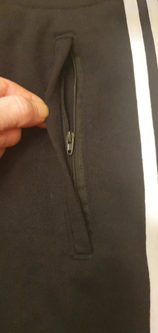 Pantalón corto Adidas negro