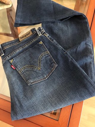 Pantalón Levi's 627 Straight Fit Talla M