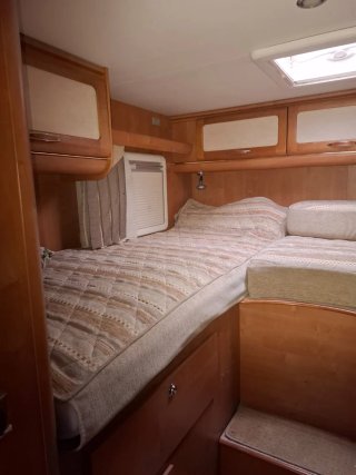 Autocaravana Rapido camas gemelas face to face