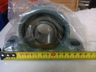 Rodamiento con base U36 (171X104X55)