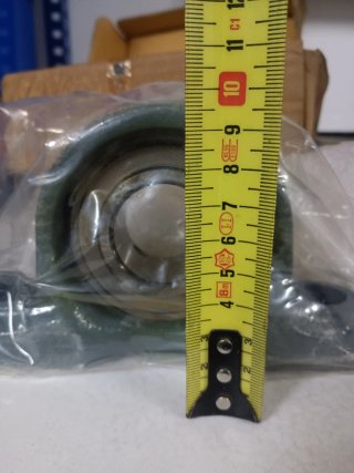 Rodamiento con base U36 (171X104X55)