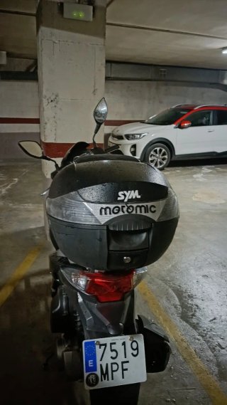 Moto marca Shym Shimpony SR 125 cc año 2024