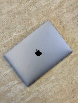 Apple MacBook Pro 13 ‘2019’ Plata/Gris Espacial