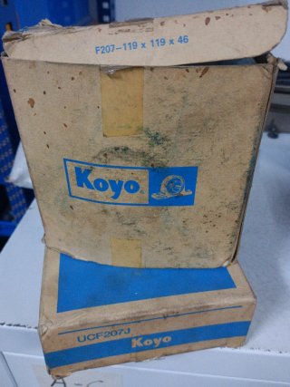 Rodamiento con base KOYO UC207