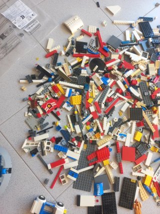 Lotti Lego City e Star Wars, 2,5 kg di pezzi