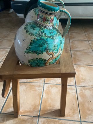 Pareja de jarrones antiguos decorados