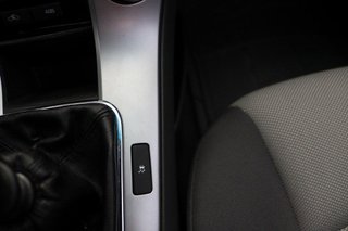 Chevrolet Cruze sedán 1.6 16V LS 4P
